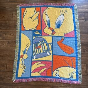 Vintage 1999 Warner Bros Looney Toons Tweety Bird Throw Blanket 58" x 46"